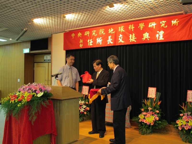 2010-08-30 新、卸任所長交接典禮