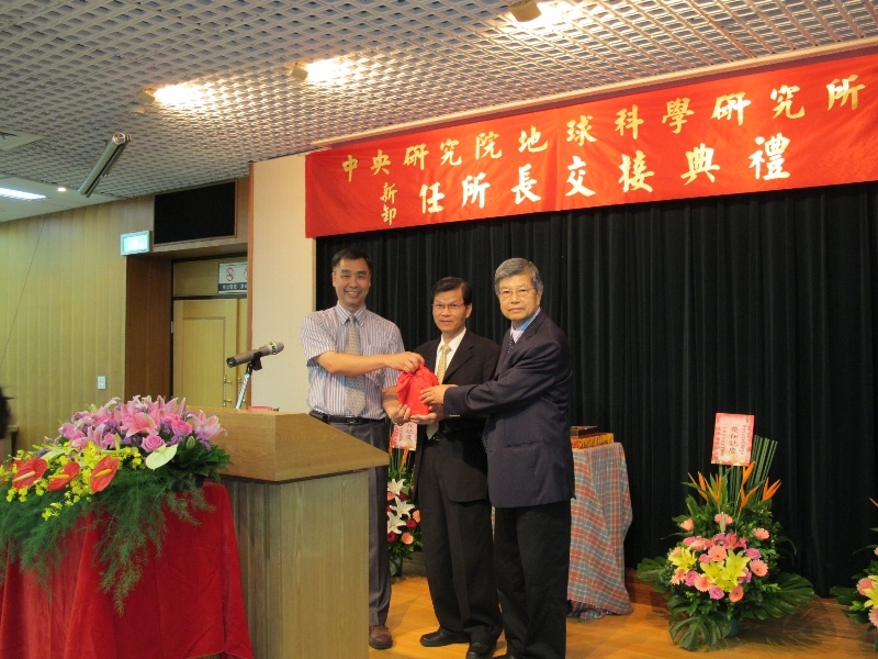 2010-08-30 新、卸任所長交接典禮