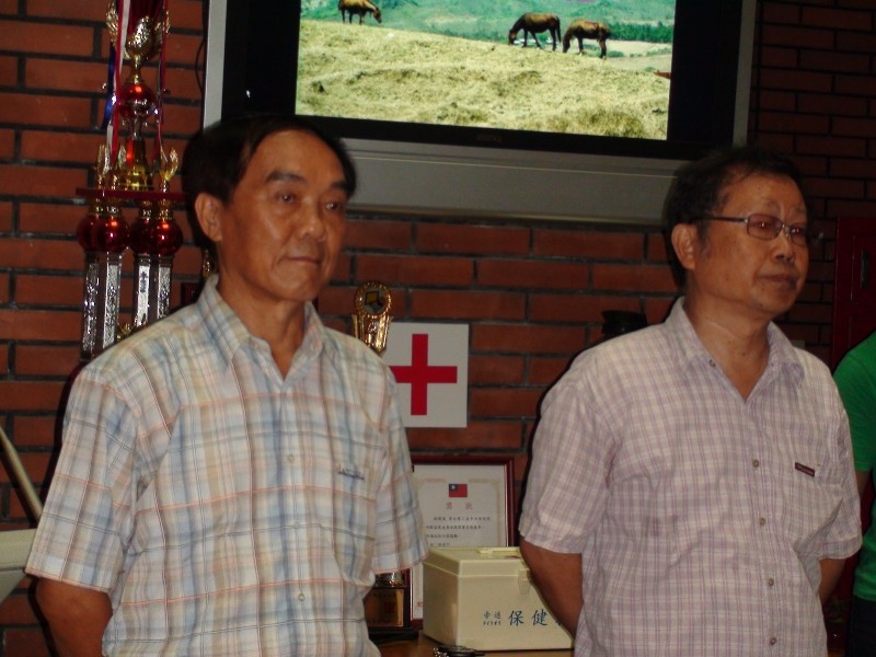 2012-07-11 A farewell tea party for Mr. Wen-Xiang Liu, Technical Specialist, and Mr. Yuan-Xiang Cheng, Technician.